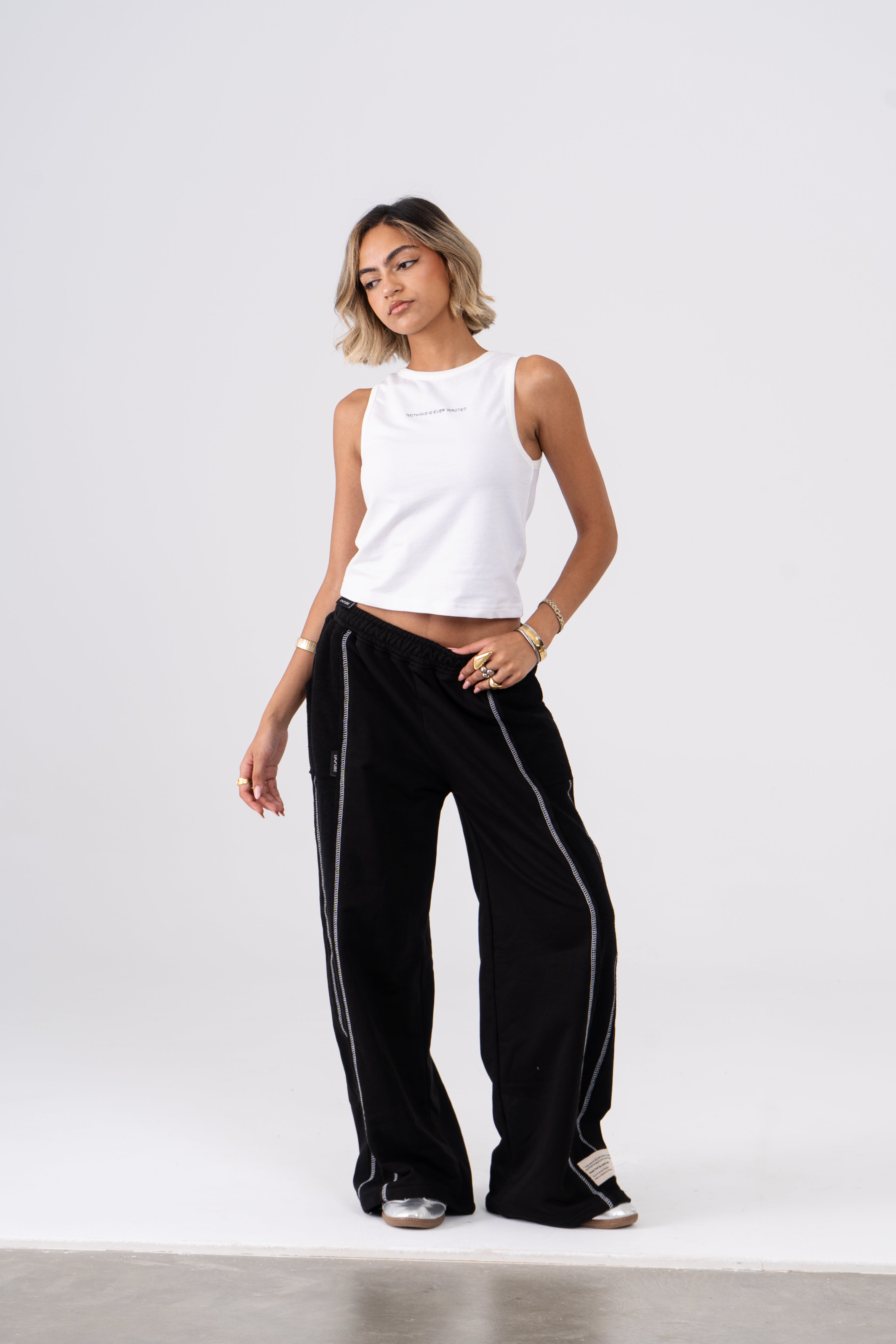 トップス deco depuis 1985 shrink une tank Reefer Tank - White | Dixxon Flannel Co.