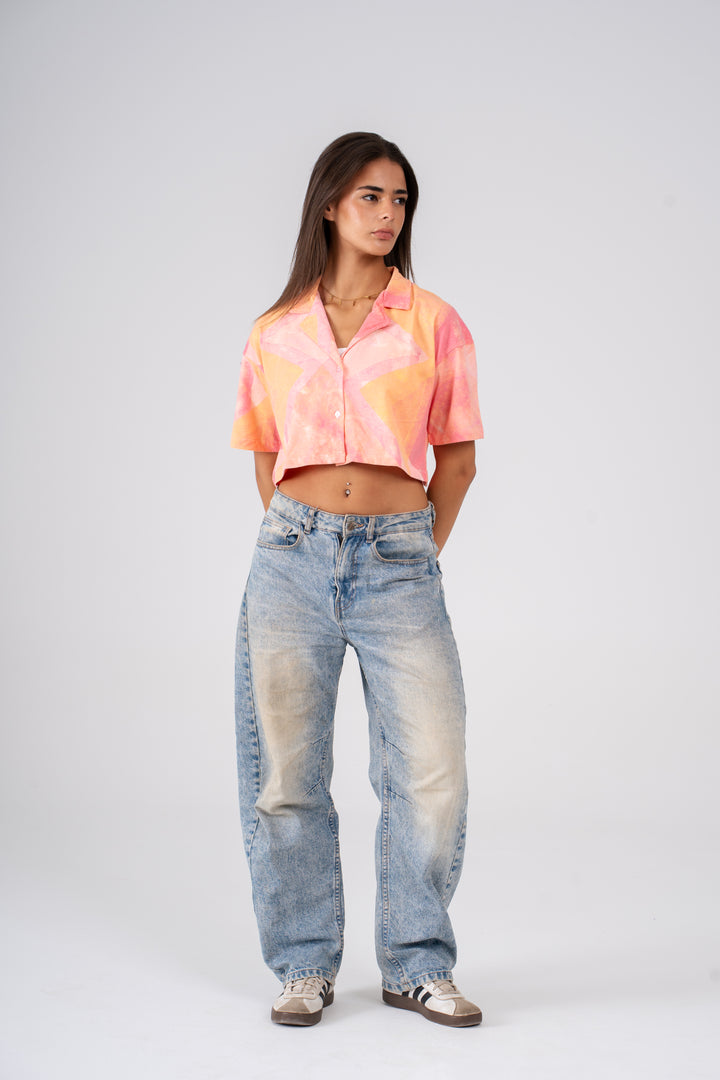 Cropped shirt in Orange Triangles