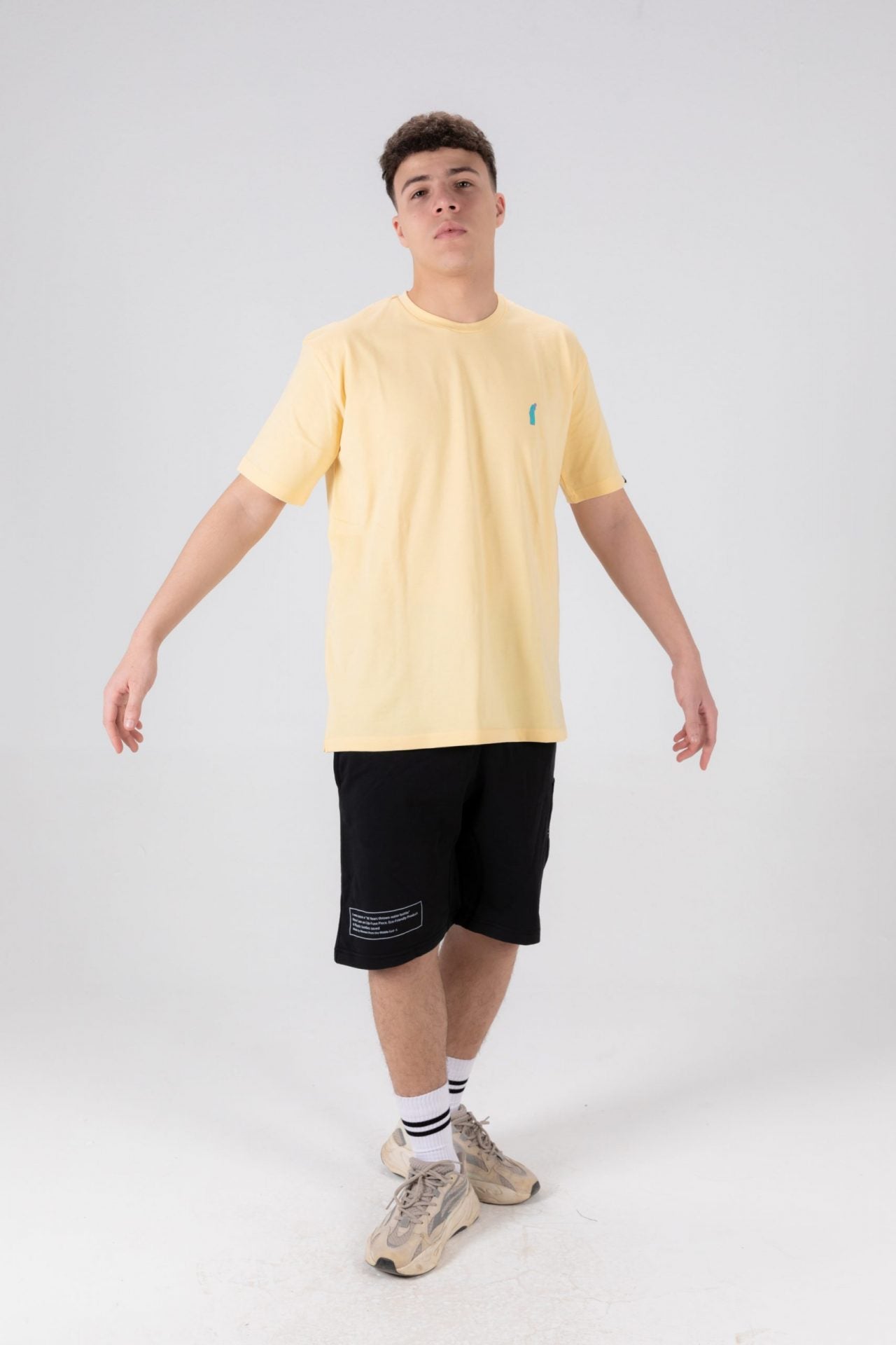 oversized yellow t-shirt