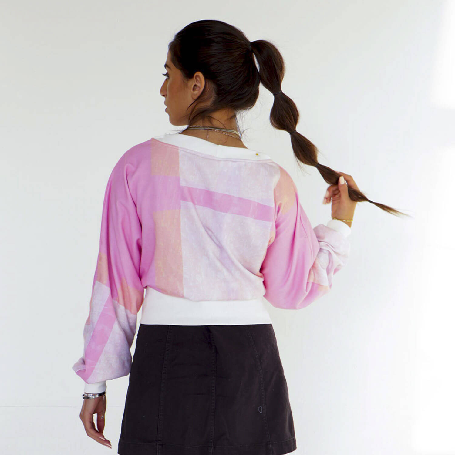 cropped-hoodie-pink-fusion-back